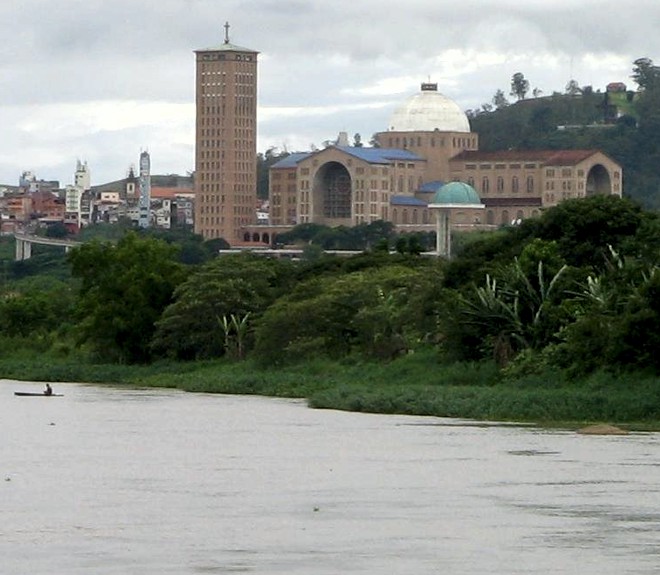 rio paraiba aparecida do norte simbolo fe